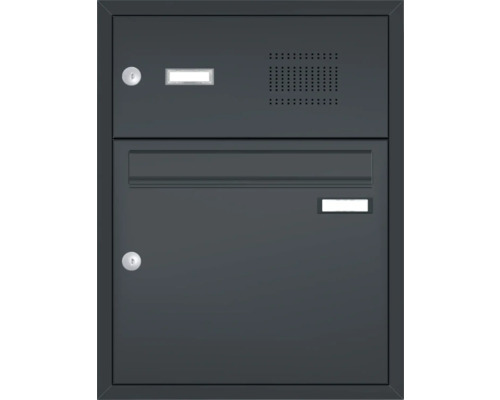 Briefkastenanlage mit Sprechanlage und Entnahmetür