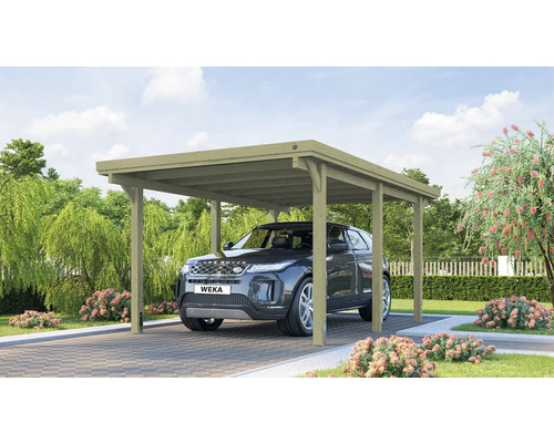 Auto unter einem einfachen Carport aus Holz mit Flachdach