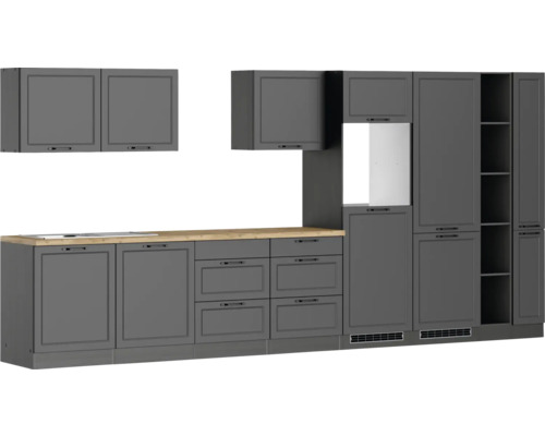 Küchenzeile mit Arbeitsplatte und mehreren Schränken zur Aufbewahrung