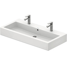 Rechteckiges, weißes Waschbecken mit zwei Armaturen