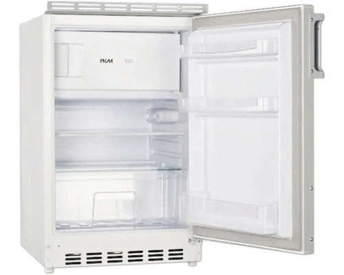 Geöffneter Kühlschrank mit Regalen und Gefrierfach