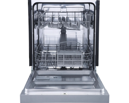 Geöffneter Geschirrspüler mit Geschirrkörben