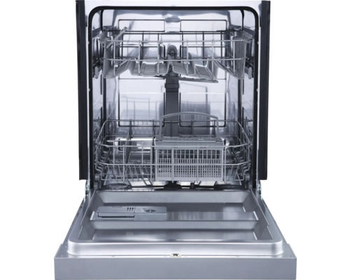 Geöffneter Geschirrspüler mit Geschirrkörben