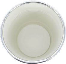 Leerer Metalleimer von oben