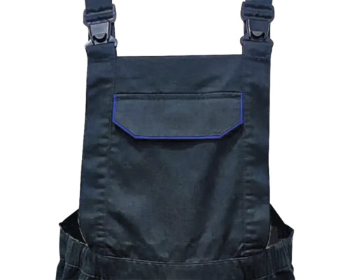 Ausschnitt einer Arbeitshose mit Trägern und einer Brusttasche