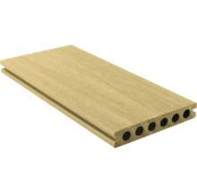 Terrassendiele aus Holzverbundwerkstoff mit Hohlkammerprofil