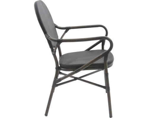Gartensessel aus Rattan mit Armlehne