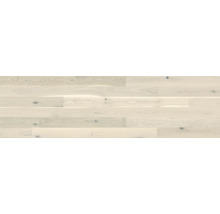 Helle Holzbodenpaneele mit Maserung