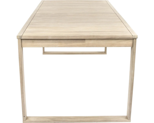 Gartentisch aus Holz