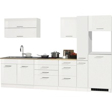 Moderne Küche mit weißen Schränken und Arbeitsplatte in Holzoptik