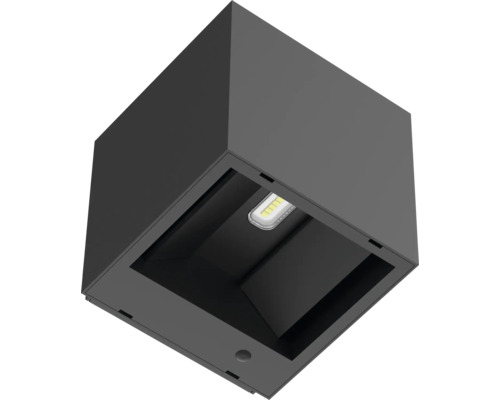 Kubische Außenwandleuchte mit LED-Leuchtmittel