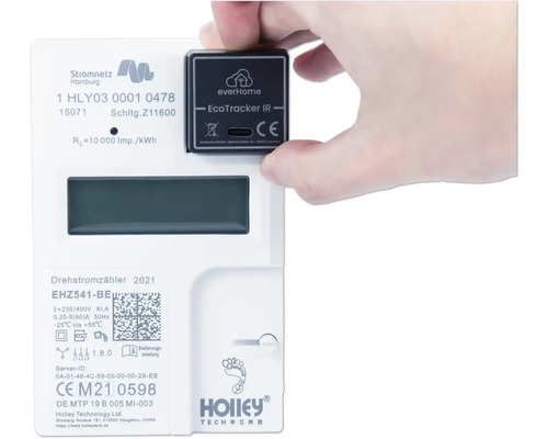 Nahaufnahme eines Stromzählers mit angebrachtem EcoTracker IR-Gerät von everHome zur Energieüberwachung.