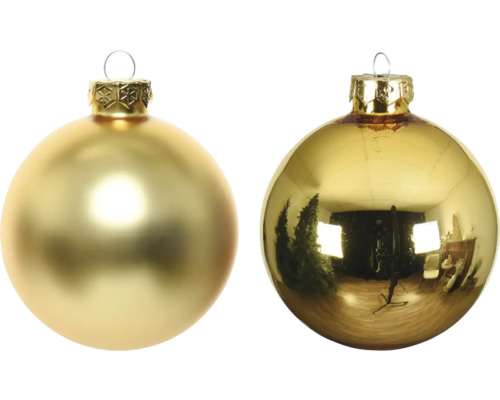 Zwei Christbaumkugeln für die Weihnachtsdekoration