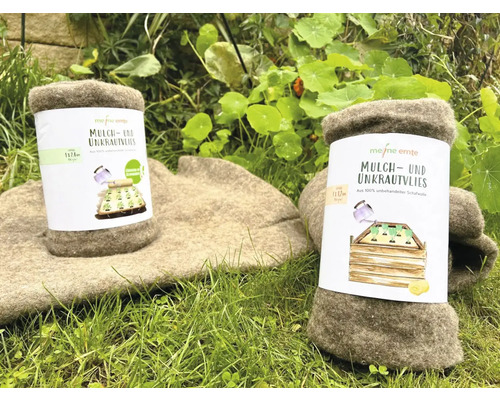 Mulch- und Unkrautvlies aus unbehandelter Schafwolle, gerollt.