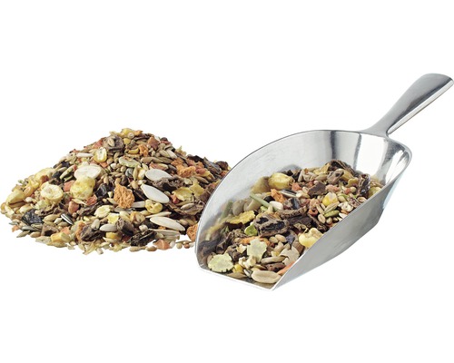 Tierfutter mit Futterschaufel