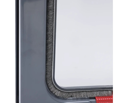 Detailansicht eines Fensters mit Dichtung