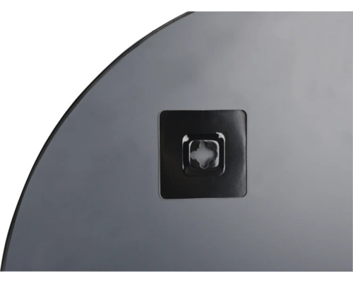 Detailansicht einer Spiegelrückseite mit Aufhängevorrichtung