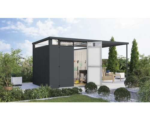 Gartenhaus Karibu Nosten 2 inkl. Anbaudach 2,25 m 452,5 x 234,5 cm anthrazit Gartenschrank mit geöffneter Tür und angrenzendem Unterstand in einem Garten.