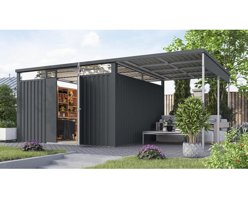 Gartenhaus Karibu Nosten 3,5 inkl. Anbaudach 2,25 m 564 x 355 cm anthrazit Gartenhaus mit geöffneter Tür und angrenzendem überdachten Sitzbereich im Garten