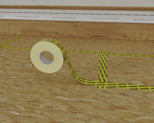 Rolle Dichtband auf Holzuntergrund