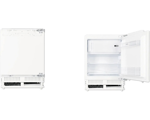 Einbaukühlschrank mit offener und geschlossener Tür.