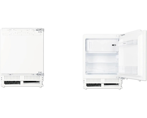 Einbaukühlschrank mit offener und geschlossener Tür.