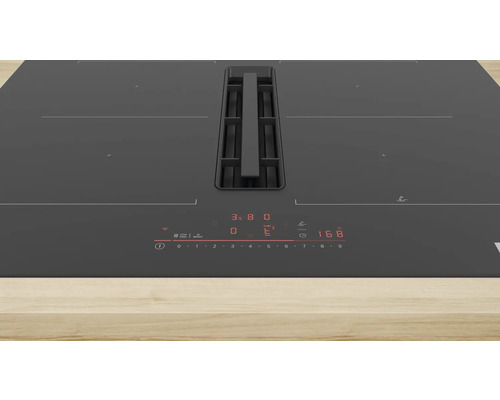 Induktionskochfeld mit integriertem Dunstabzug