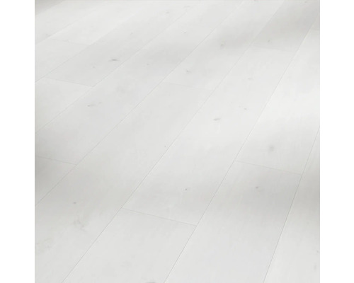 Laminat Basic 400 Eiche Natural Mix Kristallweiß Landhausdiele 1285 x 194 x 8 mm Heller Holzboden verlegt im Innenbereich.