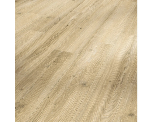 Helle Holzoptik Laminatboden im Detail