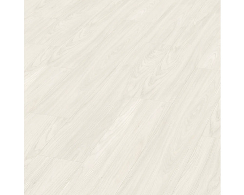 Heller Laminatboden mit Holzoptik