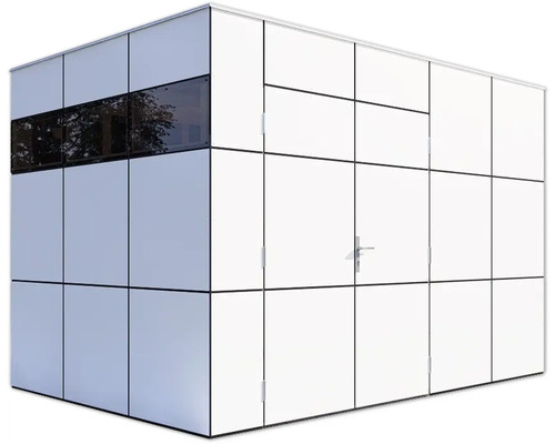 Modernes Gartenhaus mit Fenster und Tür