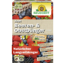 Azet Beeren- und Obstdünger von Neudorff in einer 2,5 Kilogramm Packung