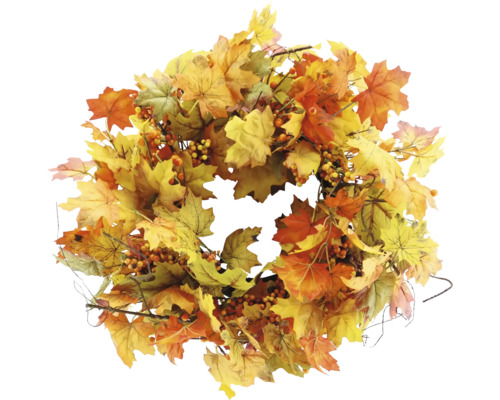 Dekorativer Herbstkranz mit Ahornblättern und Beeren