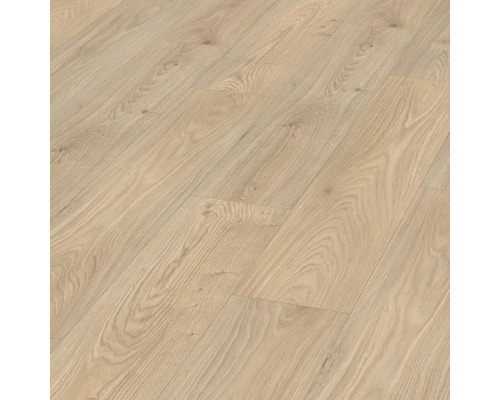 Verlegter Laminatboden mit Holzstruktur