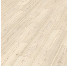 Verlegter Laminatboden in Holzoptik