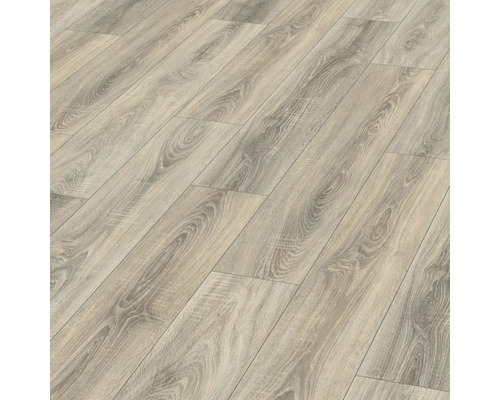 Verlegter Laminatboden in Holzoptik