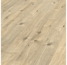 Nahaufnahme von Laminatboden in Holzoptik