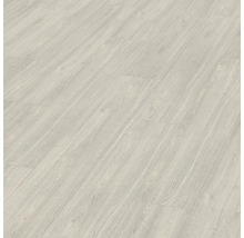 Heller Laminatboden mit Holzoptik