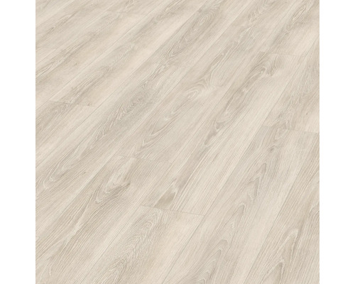 Helle Laminatboden Oberfläche mit Holzoptik.