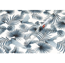 Dekorfolie mit Blattmuster und eine Folienrolle