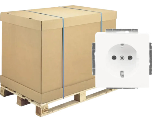 Große Kiste auf Palette und eine einzelne Steckdose