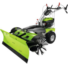 Kehrmaschine mit Schneeschild und Kehrwalze
