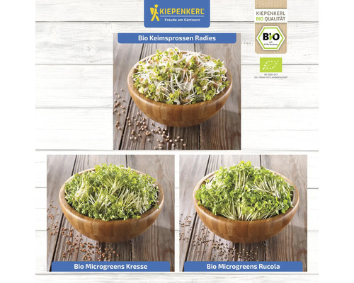 Drei Holzschalen mit Bio-Keimsprossen Radieschen, Bio-Microgreens Kresse und Bio-Microgreens Rucola, Kiepenkerl Logo, Bio Qualität Siegel