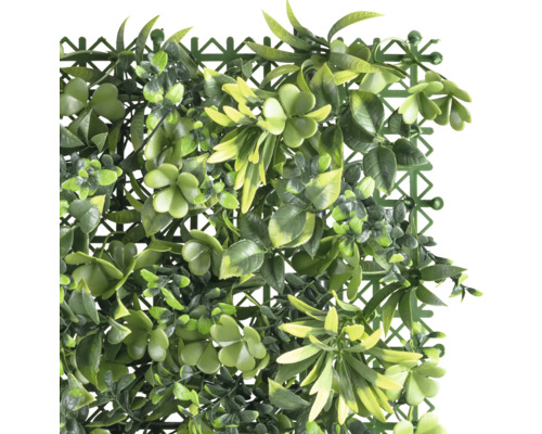 Künstliche Pflanzenmatte mit verschiedenen Blättern und einem Gitter auf der Rückseite.