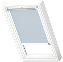 Dachfenster mit Rollo zur Verdunkelung