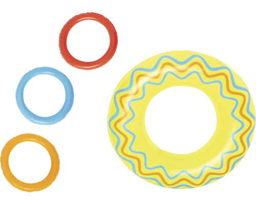 Verschiedene Schwimmringe aus Kunststoff