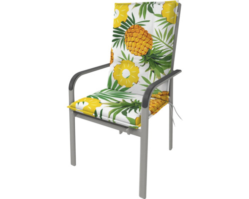 Gartenstuhl mit Auflagen im Ananasdesign
