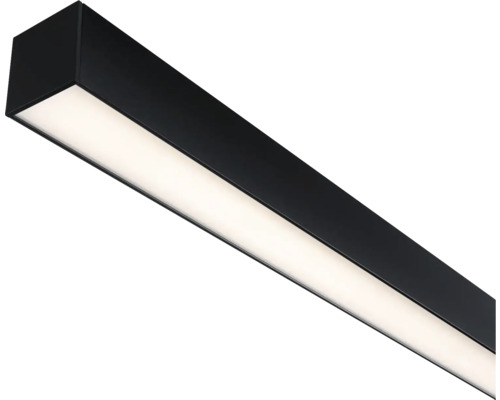 LED-Deckenleuchte in länglicher Form