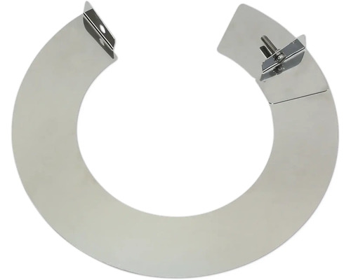 Rohrmanschette aus Metall mit Befestigung