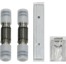 Set mit zwei Metallventilen und Zubehör in Verpackung